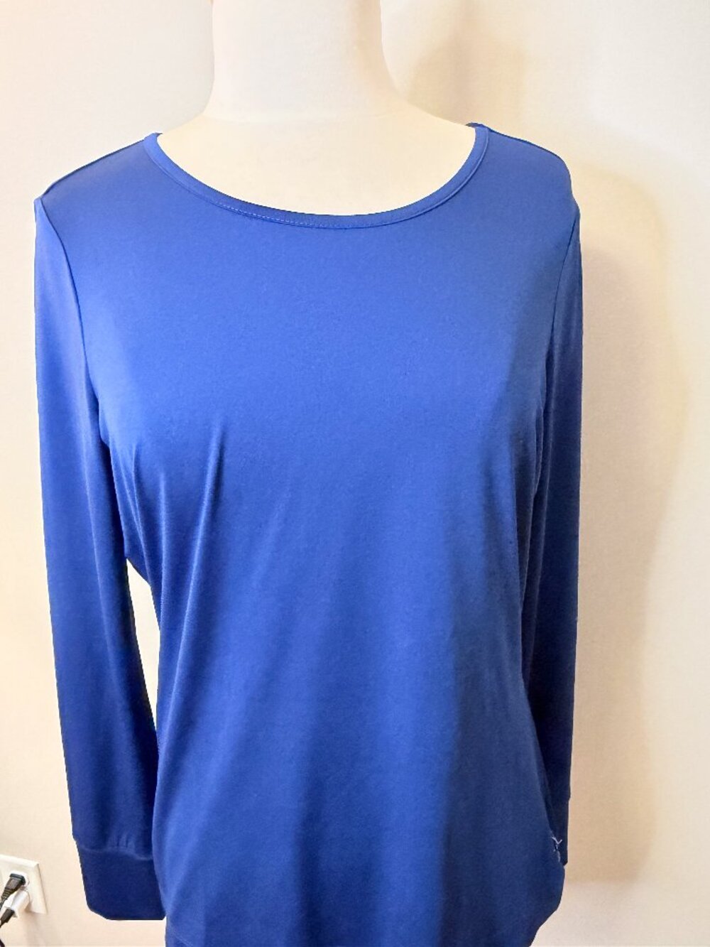 Lands End Women's Shirt, Size Medium, Dark Blue